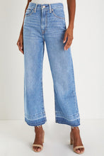 Load image into Gallery viewer, Raw Hem Straight Leg Loose High Waist Jeans