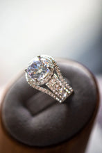 Load image into Gallery viewer, Caroline Round Cut Sterling Silver Ring