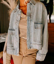 Load image into Gallery viewer, Street Style Zip Up Washed Denim Jacket