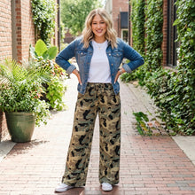 Load image into Gallery viewer, Camouflage Print Drawstring Shift Pants