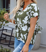 Load image into Gallery viewer, Floral Print Split Neck Short Sleeve Blouse