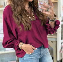 Load image into Gallery viewer, Leopard Trim V Neck Flounced Bracelet Sleeve Blouse