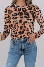 Load image into Gallery viewer, Leopard Round Neck Long Sleeve Slim Top