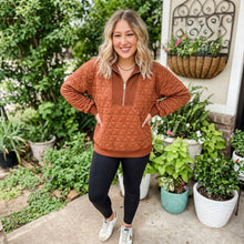 Load image into Gallery viewer, Geometric Quilted Half Zipped Loose Sweatshirt