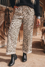 Load image into Gallery viewer, Zebra Print Elastic Waist Pocket Full-Length Pants