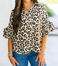 Load image into Gallery viewer, Leopard Print Ruffle Trim 3/4 Sleeve Loose Shirt