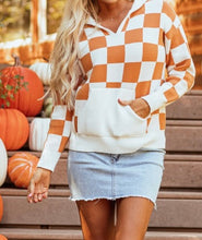 Load image into Gallery viewer, Checkered Split Neck Contrast Kangaroo Pocket Hooded Sweater