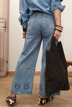 Load image into Gallery viewer, Hollow out floral Cropped Wide Leg High Waist Jeans 5676-P704