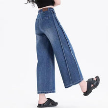 Load image into Gallery viewer, Instock medium barrel jeans

