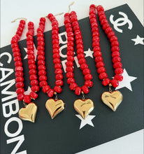 Load image into Gallery viewer, Bright beaded necklace
