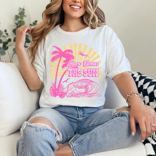 Here comes the sun tee