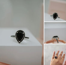 Load image into Gallery viewer, Celestine Black Heart Sterling Silver Ring
