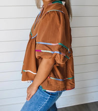 Load image into Gallery viewer, Colorful Trim Wide Short Sleeve V Neck Blouse
