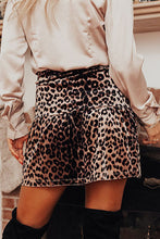 Load image into Gallery viewer, Leopard velvet Tiered Mini Skirt
