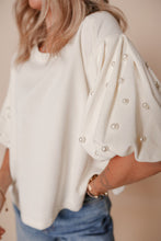 Load image into Gallery viewer, Pearl Puff Sleeve Round Neck Loose Top
