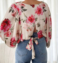 Load image into Gallery viewer, Floral 3/4 Sleeve Lace-up Back Blouse
