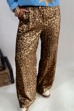 Load image into Gallery viewer, Leopard Print Wide Leg Full Length Pants
