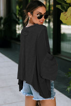 Load image into Gallery viewer, Pocket Loose Sleeve Oversized Top
