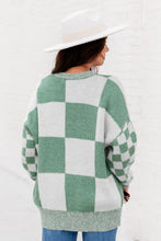 Load image into Gallery viewer, Checkered Print Drop Shoulder Sweater
