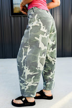 Load image into Gallery viewer, Camo Print Straight Leg Ankle Jeans
