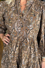 Load image into Gallery viewer, Brown Paisley Print Half Buttons Puff Sleeve Flowy Short Dress
