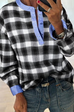 Load image into Gallery viewer, Contrast Striped Edge Plaid Blouse
