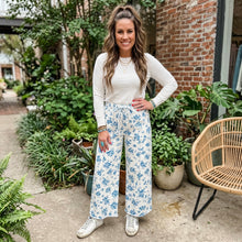 Load image into Gallery viewer, Floral Print Tie Waist Straight Leg Jeans
