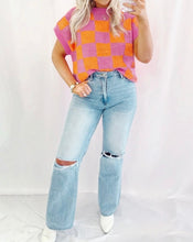 Load image into Gallery viewer, Plaid Pattern Sweater
