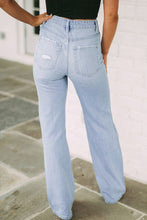 Load image into Gallery viewer, Vintage Light Wash Distressed Flare Jeans
