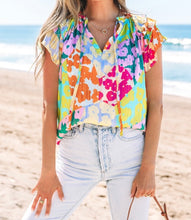 Load image into Gallery viewer, Leopard Flutter Sleeve V Neck Crinkled Blouse
