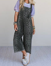 Load image into Gallery viewer, Leopard Print Button Adjustable Straps Cropped Loose Denim Overalls
