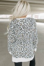 Load image into Gallery viewer, Solid Trim Leopard Print Top
