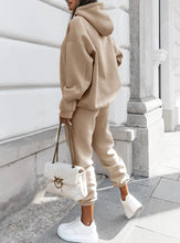 Load image into Gallery viewer, Khaki Chunky Two-piece Hooded Sweatsuit
