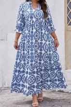 Load image into Gallery viewer, Geometric Print Plus Size Maxi Dress
