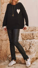 Load image into Gallery viewer, Heart Detail Contrast Cuffs Baggy Sweater
