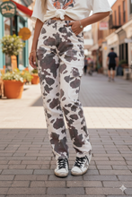 Load image into Gallery viewer, Cow Print Multi Pocketed Jeans
