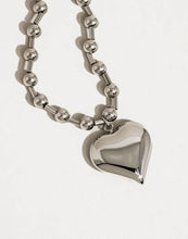 Load image into Gallery viewer, Heart necklace
