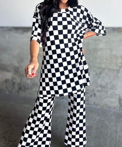 Checkered Print Half Sleeve Tunic Top and Flared Pants Set