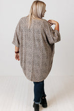 Load image into Gallery viewer, Plus Size Leopard Print Half Sleeve Open Front Cardigan
