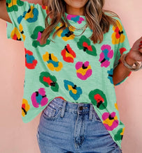 Load image into Gallery viewer, Leopard Drop Shoulder Oversize Tee

