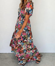 Load image into Gallery viewer, Short Sleeve Boho Floral Pattern Tiered Maxi Dress
