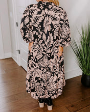 Load image into Gallery viewer, Plus Size Floral Printed Puff Sleeve Collared Maxi Dress
