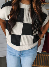Load image into Gallery viewer, Checkered Color Block Crew Neck Short Sleeve Sweater
