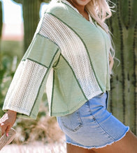 Load image into Gallery viewer, Crochet Detail Exposed Seam High Low Loose Top
