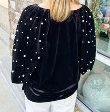 Load image into Gallery viewer, Pearl Beaded Half Sleeve Velvet Top
