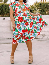 Load image into Gallery viewer, Plus Size Floral Midi Dress
