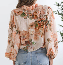 Load image into Gallery viewer, Floral Puff Sleeve Lightweight Shirt
