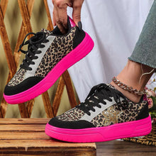 Load image into Gallery viewer, Leopard star sneakers
