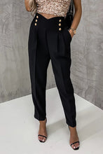 Load image into Gallery viewer, Double Pleated Cropped Pants
