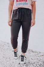 Load image into Gallery viewer, Drawstring Waist Front Patch Pockets Jogger Pants
